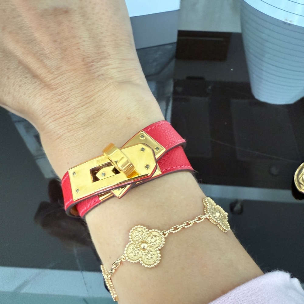 LOT 2169 Hermes Kelly Red Leather with 18K gold plated  Hardware